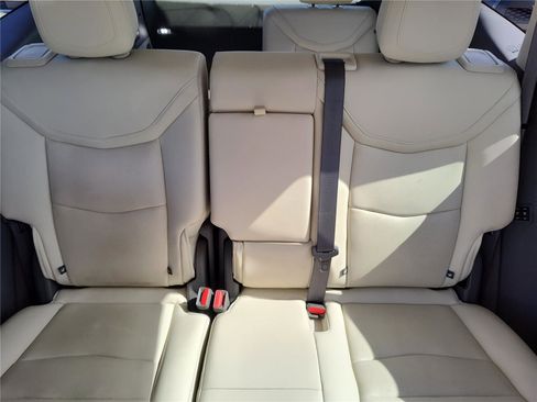 Used 2023 Cadillac XT6 Premium Luxury image 28