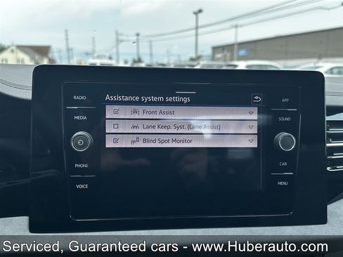Used 2026 Volkswagen Jetta SE FWD image 31
