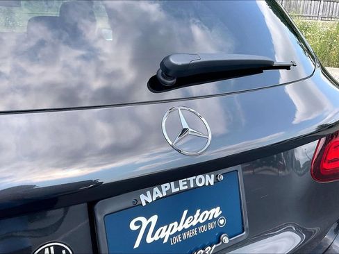 Used 2021 Mercedes-Benz GLC 300 4MATIC image 8