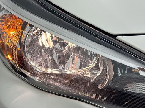 Used 2021 Subaru Crosstrek 2.0i Premium w/ Moonroof Package image 37