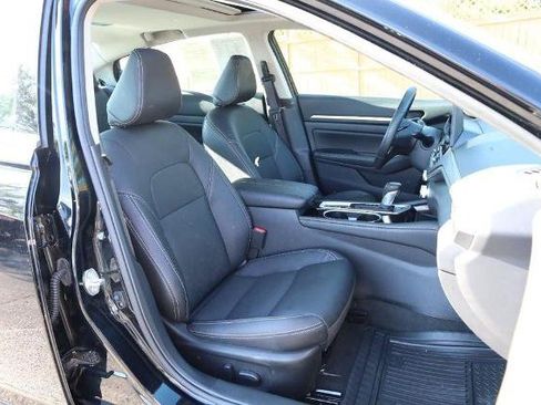 Certified 2025 Nissan Altima 2.5 SL FWD image 24