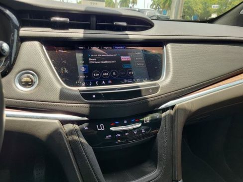 Certified 2023 Cadillac XT5 Premium Luxury FWD image 63