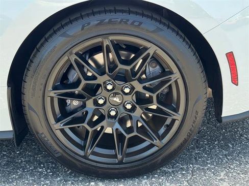 Used 2025 Ford Mustang GT w/ GT Performance Package image 13