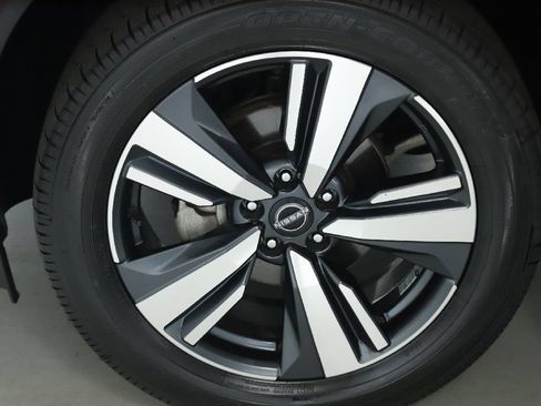 Certified 2023 Nissan Rogue SL w/ SL Premium Package AWD/4WD image 39