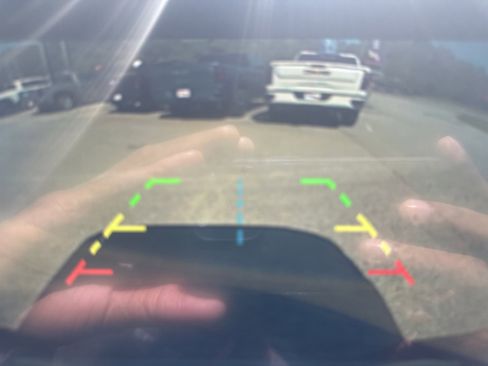 Used 2023 Nissan Frontier SV image 30