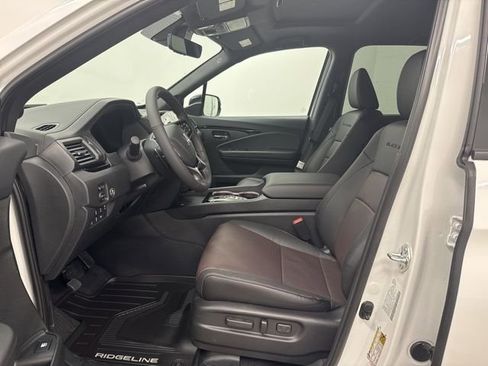 New 2026 Honda Ridgeline Black Edition image 13