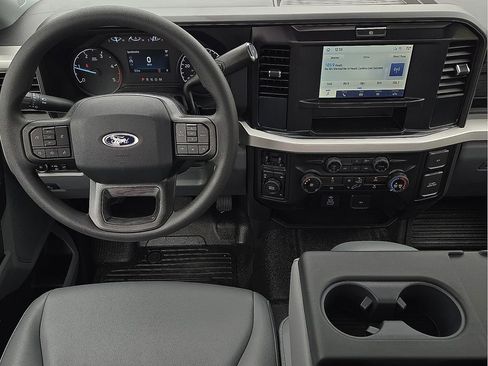 New 2026 Ford F250 4x4 SuperCab Super Duty image 11