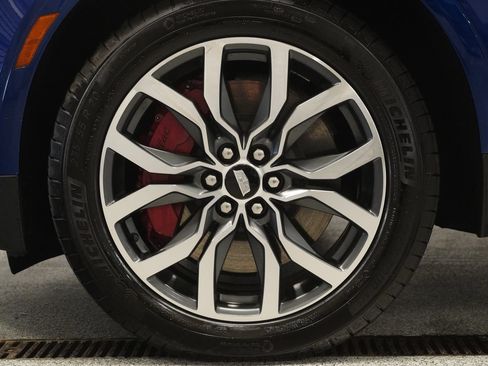 Used 2023 Cadillac XT5 Sportv w/ Technology Package AWD/4WD image 8