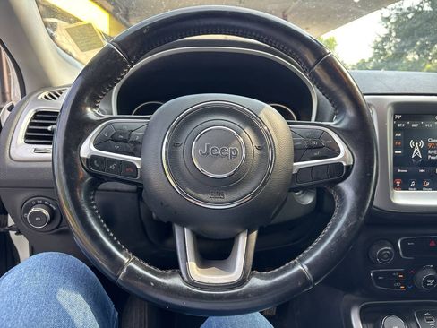 Used 2017 Jeep Compass Latitude w/ Popular Equipment Group AWD/4WD image 10
