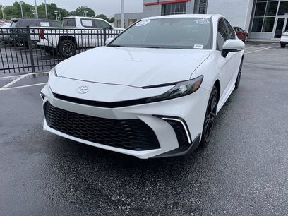 Used 2026 Toyota Camry SE w/ Convenience Package