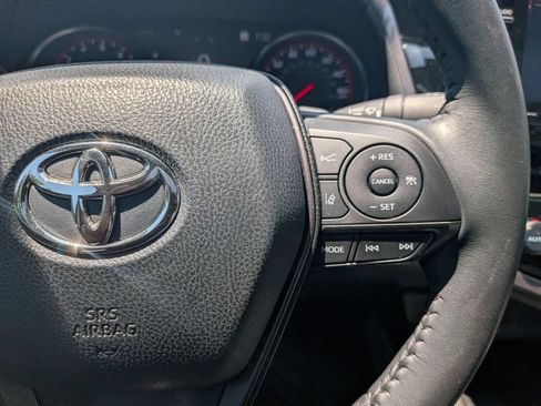 Used 2021 Toyota Camry XSE FWD image 15
