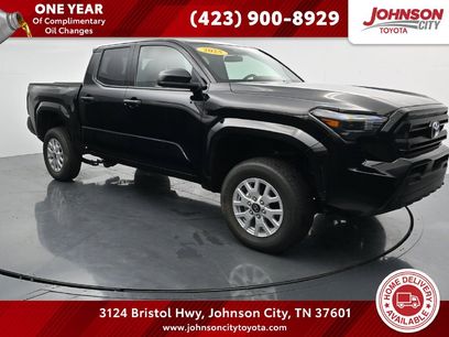 Used 2025 Toyota Tacoma SR