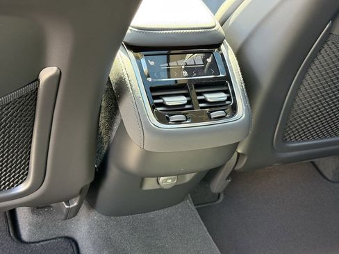 New 2026 Volvo XC90 B6 Ultra w/ Protection Package image 12