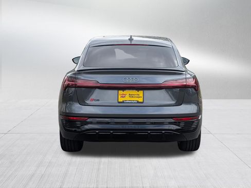 Used 2024 Audi Q8 e-tron Premium Plus w/ Premium Plus Package AWD/4WD image 6