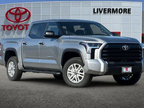 New 2026 Toyota Tundra SR5 AWD/4WD image 2