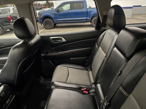 Used 2019 Nissan Pathfinder SV w/ Rock Creek Edition image 6