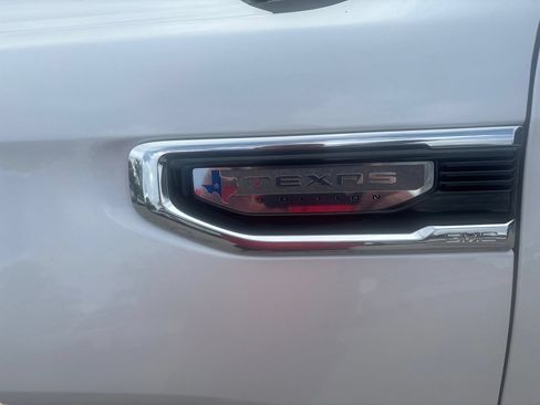 Used 2019 GMC Sierra 1500 SLT AWD/4WD image 7