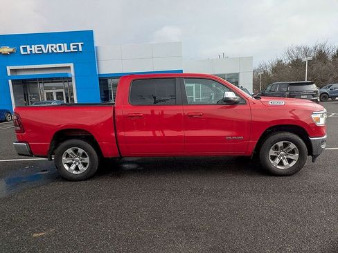 Used 2024 RAM 1500 Laramie AWD/4WD image 3