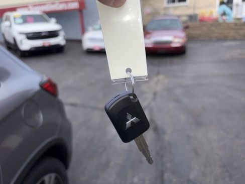 Used 2024 Mitsubishi Outlander Sport AWD image 25