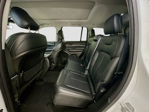 Used 2023 Jeep Grand Cherokee 4WD 4xe image 30