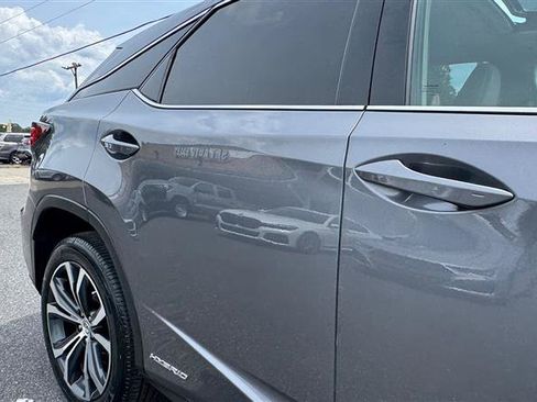 Used 2016 Lexus RX 450h AWD w/ Accessory Package image 26