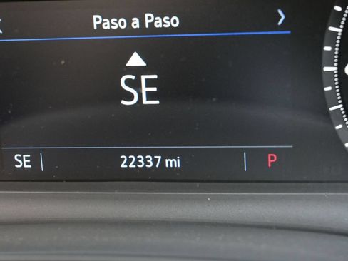 Used 2024 Cadillac XT5 Luxury FWD image 32