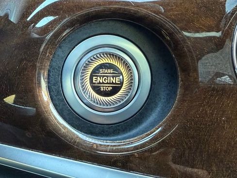 Used 2018 Mercedes-Benz S 560 4MATIC Sedan image 52