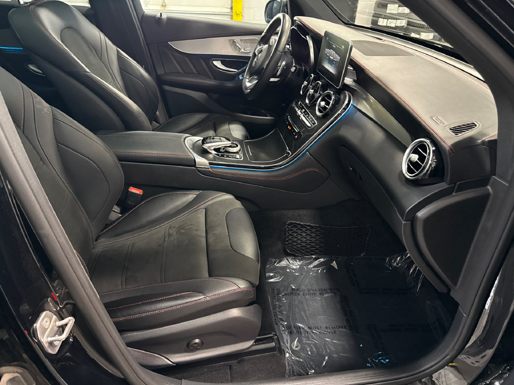 Used 2018 Mercedes-Benz GLC 43 AMG 4MATIC image 17
