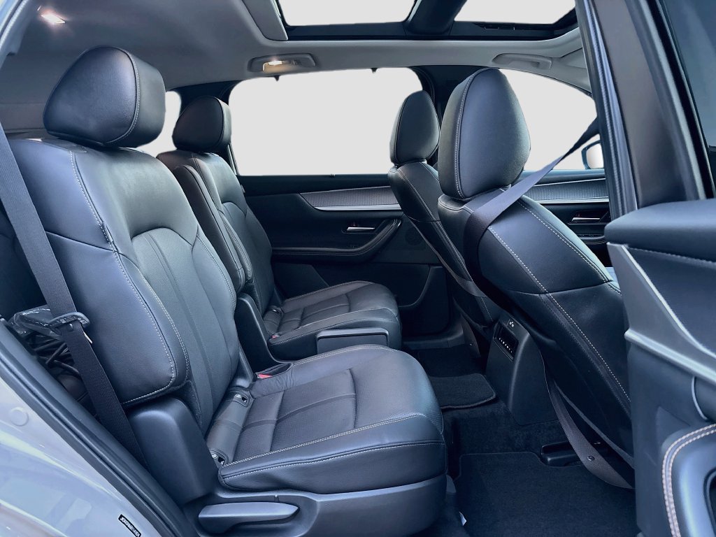 Certified 2024 MAZDA CX-90 Plug-In Hybrid w/ Premium Pkg AWD/4WD image 30