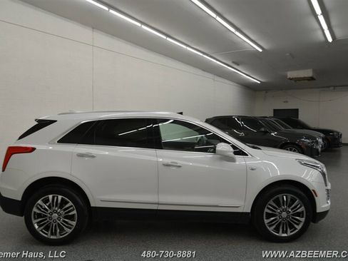 Used 2017 Cadillac XT5 Premium Luxury image 8