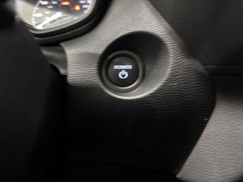 Used 2024 Toyota Corolla Cross SE image 20