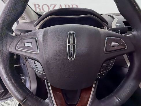 Used 2013 Lincoln MKZ FWD image 13