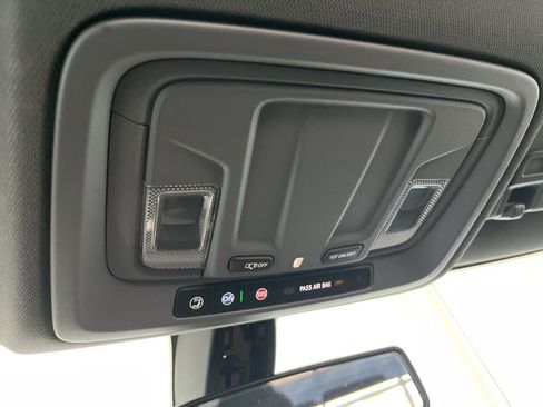 Used 2021 Chevrolet Silverado 1500 LT AWD/4WD image 15