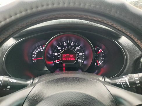 Used 2015 Kia Soul + image 43