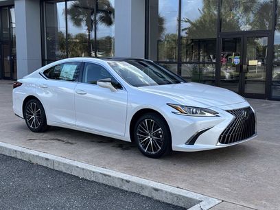 New 2025 Lexus ES 350 w/ Premium Package