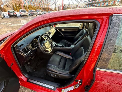 Used 2014 Lexus CT 200h image 7
