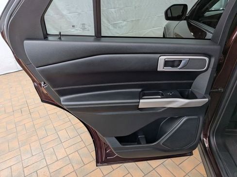 Used 2022 Ford Explorer XLT w/ Equipment Group 202A image 22