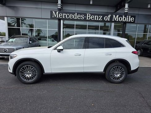 New 2026 Mercedes-Benz GLC 300 image 1