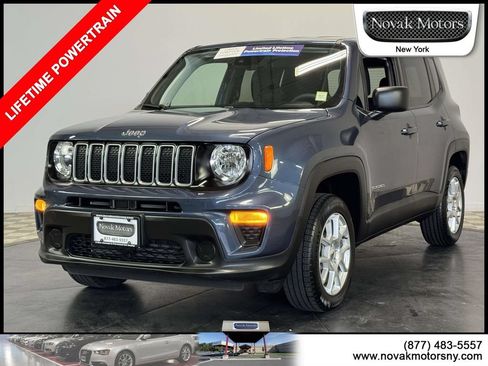 Used 2023 Jeep Renegade Latitude AWD/4WD image 4