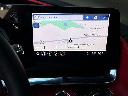 Used 2020 Chevrolet Corvette Stingray Premium Cpe w/ 3LT Preferred Equipment Group RWD image 11