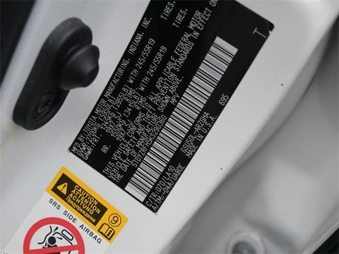 Certified 2019 Toyota Highlander Limited Platinum image 18