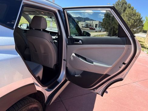 Used 2018 Hyundai Tucson SEL AWD/4WD image 23