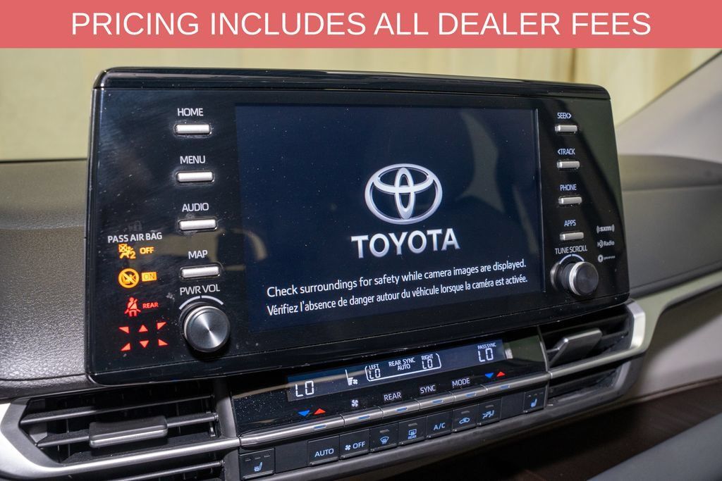 Certified 2023 Toyota Sienna XLE FWD image 14