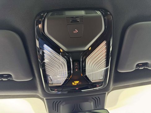 Used 2023 BMW X5 M50i w/ Executive Package image 25