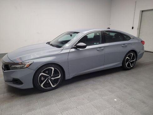 Used 2021 Honda Accord Sport image 2
