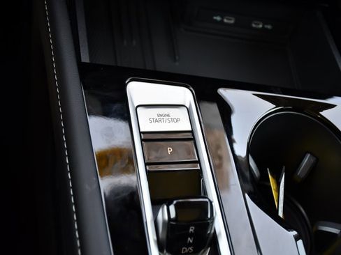 New 2026 Volkswagen Atlas SEL Premium R-Line image 16