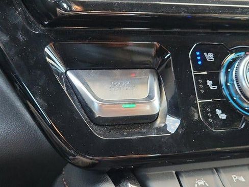 Used 2025 GMC Sierra 1500 AT4 w/ AT4 Premium Package AWD/4WD image 27