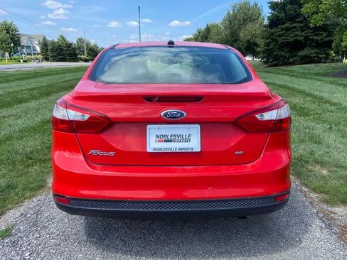 Used 2014 Ford Focus SE FWD image 4