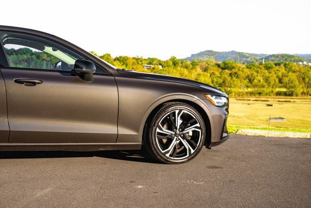 Used 2024 Volvo S60 B5 Core FWD image 4