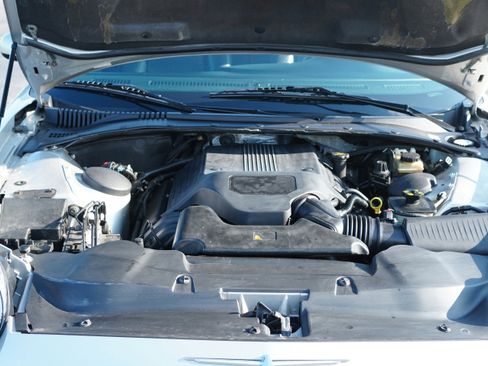 Used 2004 Ford Thunderbird image 22